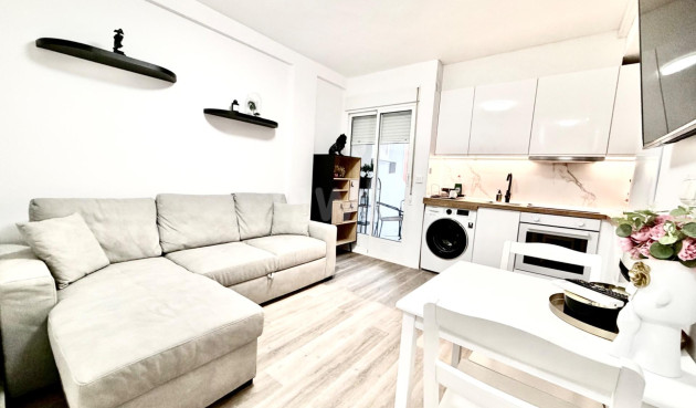 Apartment / flat - Resale - Torrevieja - La Mata Pueblo