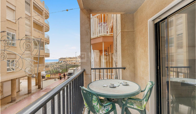 Apartment / flat - Resale - Torrevieja - La Mata