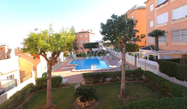 Apartment / flat - Resale - Torrevieja - La Mata