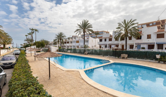 Apartment / flat - Resale - Torrevieja - La Veleta