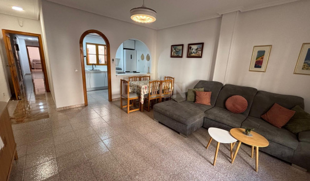 Apartment / flat - Resale - Torrevieja - Los Frutales
