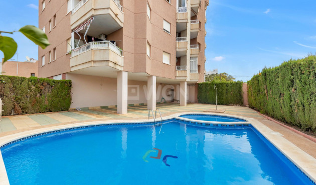 Apartment / flat - Resale - Torrevieja - Nueva Torrevieja