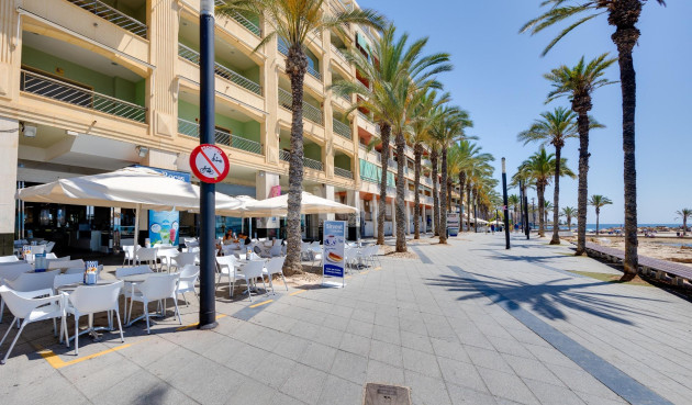 Apartment / flat - Resale - Torrevieja - Paseo Maritimo