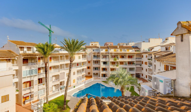 Apartment / flat - Resale - Torrevieja - Playa de los Locos