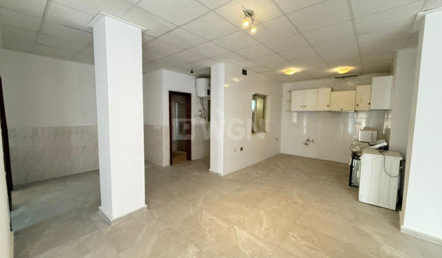 Apartment / flat - Resale - Torrevieja - Playa de los Locos