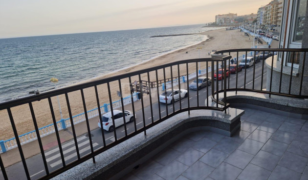 Apartment / flat - Resale - Torrevieja - Playa de los Locos