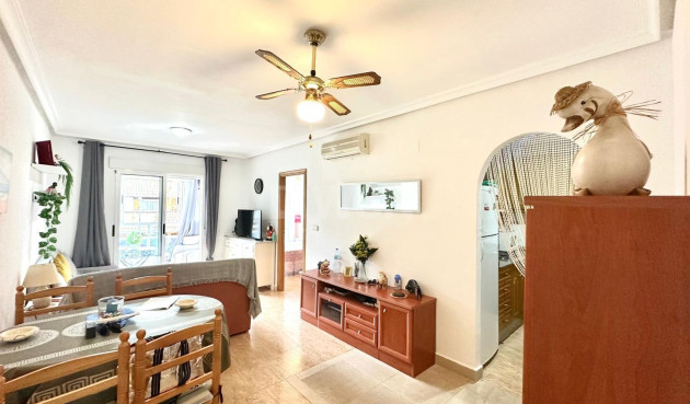 Apartment / flat - Resale - Torrevieja - Playa del Cura
