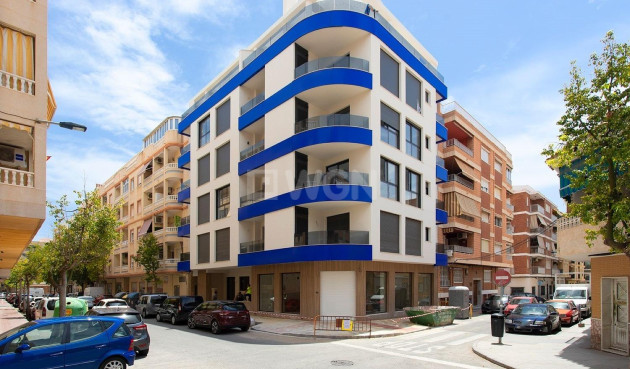 Apartment / flat - Resale - Torrevieja - Playa del Cura