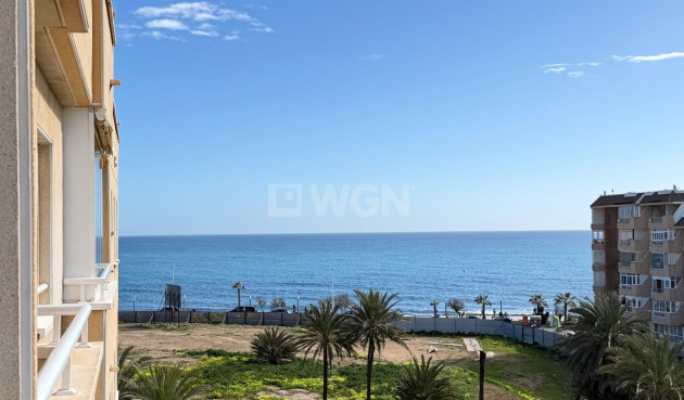 Apartment / flat - Resale - Torrevieja - Playa del Cura
