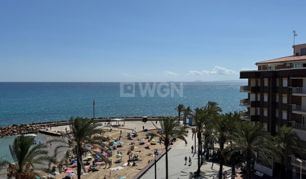 Apartment / flat - Resale - Torrevieja - Playa del Cura
