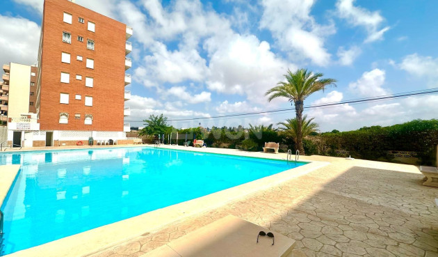Apartment / flat - Resale - Torrevieja - Punta Prima