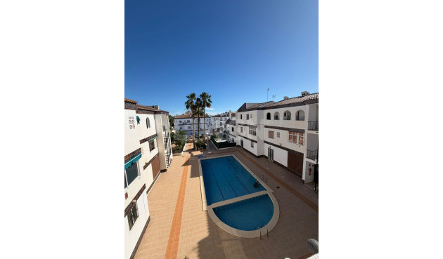 Apartment / flat - Resale - Torrevieja - Punta Prima
