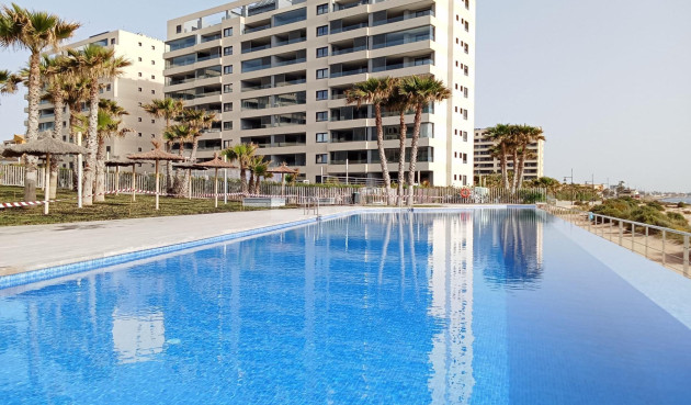Apartment / flat - Resale - Torrevieja - Punta Prima