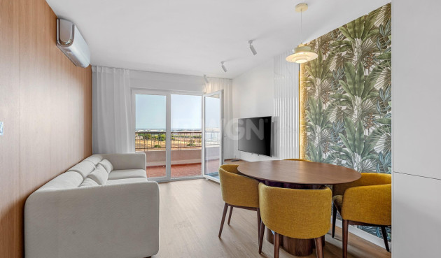 Apartment / flat - Resale - Torrevieja - Punta Prima