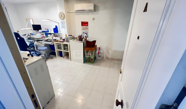 Apartment / flat - Resale - Torrevieja - Torrevieja