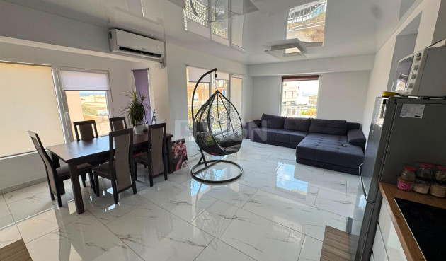 Apartment / flat - Resale - Torrevieja - Zona Los Frutales