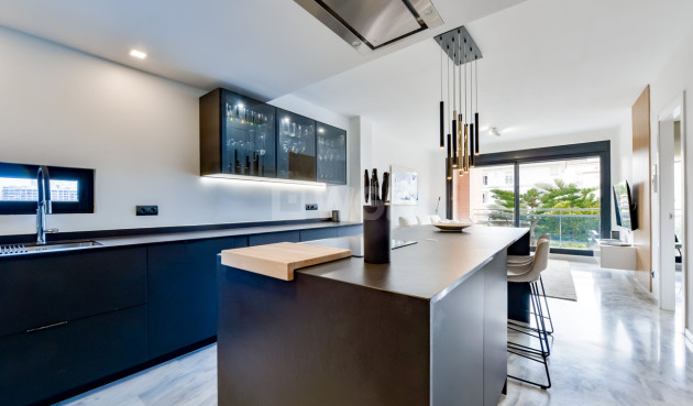 Apartment / flat - Resale - Villajoyosa - La Cala