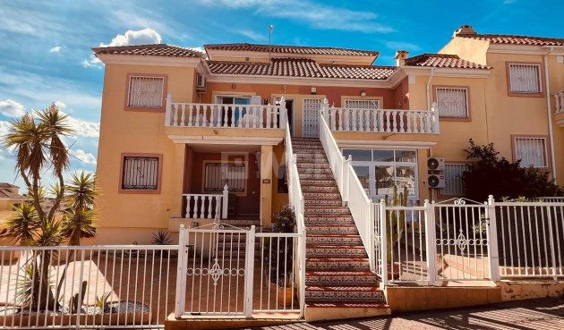 Apartment / flat - Resale - Villamartin - Costa Blanca