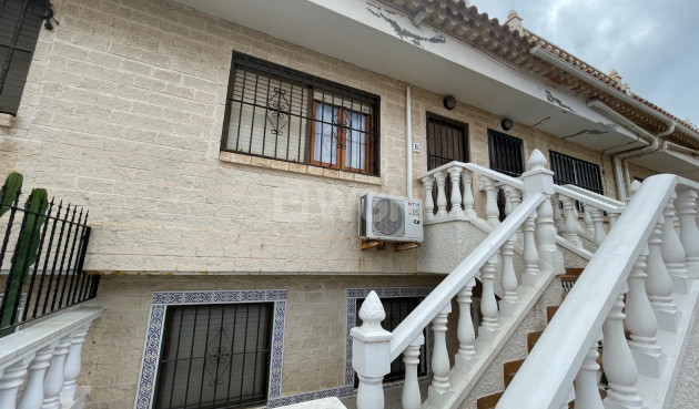 Bungalow - Odsprzedaż - La Mata - Costa Blanca