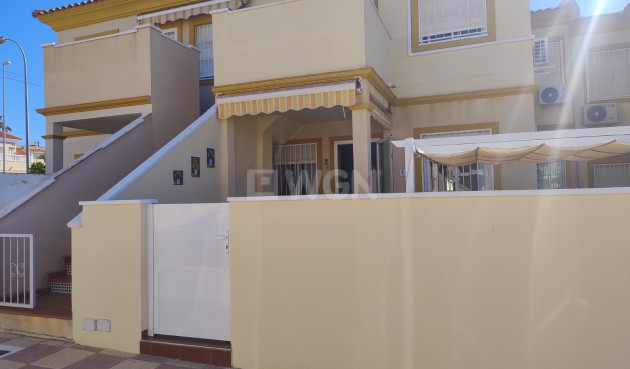 Bungalow - Odsprzedaż - Orihuela Costa - 34167