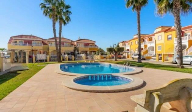 Bungalow - Odsprzedaż - Orihuela Costa - Lomas de Cabo Roig