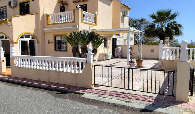 Bungalow - Odsprzedaż - Orihuela - Urbanización Perla Del Mar