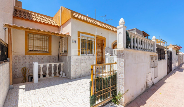 Bungalow - Odsprzedaż - Torrevieja - El Limonar