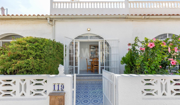 Bungalow - Odsprzedaż - Torrevieja - San Luis