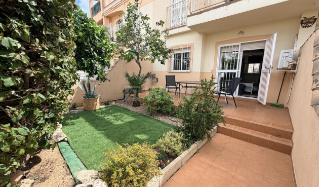 Bungalow - Wiederverkauf - Orihuela Costa - Costa Blanca