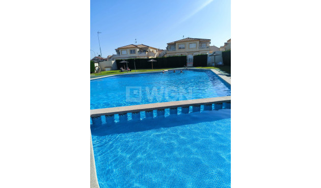 Bungalow - Wiederverkauf - Orihuela Costa - Playa Flamenca