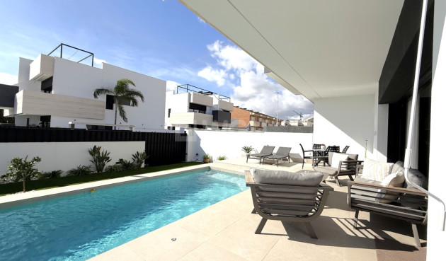 Bungalow - Wiederverkauf - Pilar de la Horadada - Costa Blanca