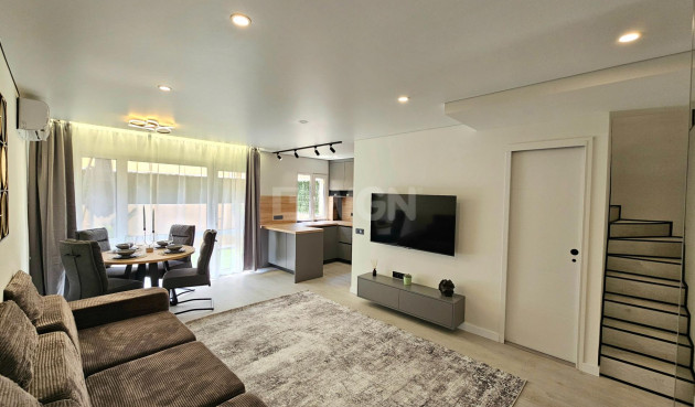 Bungalow - Wiederverkauf - Torrevieja - Los Europeos