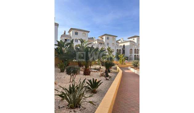 Bungalow - Wiederverkauf - Torrevieja - Torre La Mata