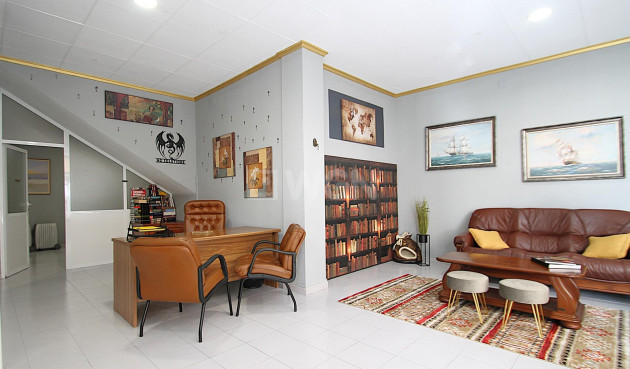 Comercial - Reventa - Torrevieja - Las Piscinas Naturales