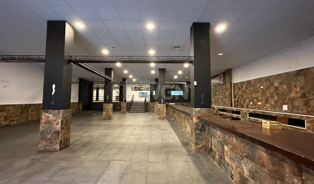 Comercial - Reventa - Torrevieja - Paseo Maritimo