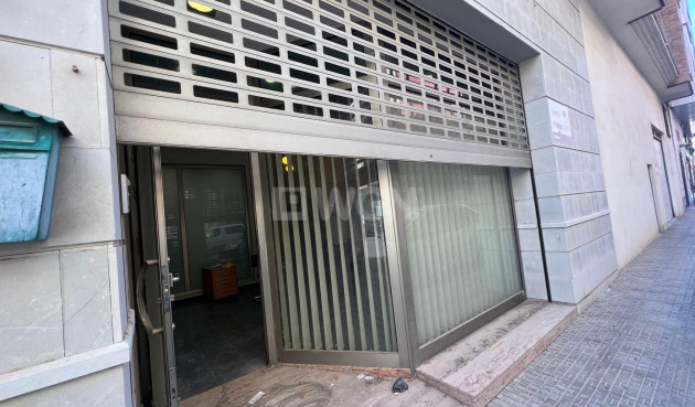 Commercial - Resale - Beniel - Centro