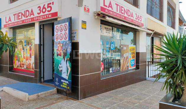 Commercial - Resale - Torrevieja - Aguas Nuevas 1