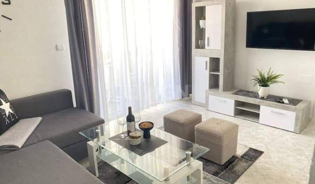 Daszek - Odsprzedaż - Torrevieja - Centro