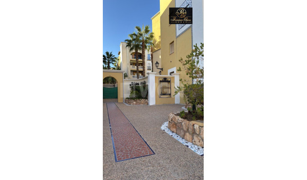 Daszek - Odsprzedaż - Torrevieja - Los Frutales