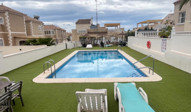 Duplex - Reventa - San Miguel de Salinas - Las Filipinas
