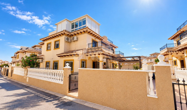 Kamienica - Odsprzedaż - La Zenia - Costa Blanca