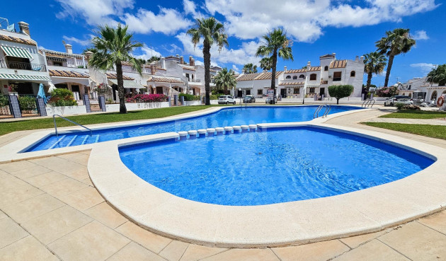 Kamienica - Odsprzedaż - Orihuela Costa - PAU 8