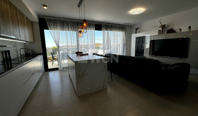 Mieszkanie w bloku - Odsprzedaż - Benidorm - Costa Blanca