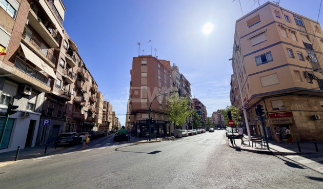 Mieszkanie w bloku - Odsprzedaż - Elche - Costa Blanca