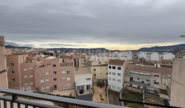 Mieszkanie w bloku - Odsprzedaż - Onil - Costa Blanca