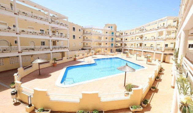 Mieszkanie w bloku - Odsprzedaż - Orihuela Costa - Costa Blanca