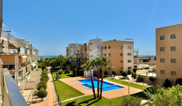 Mieszkanie w bloku - Odsprzedaż - Orihuela - Inland