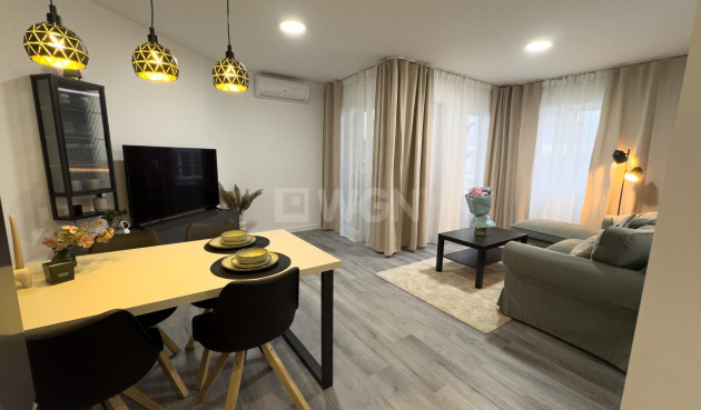 Mieszkanie w bloku - Odsprzedaż - Torrevieja - 80890