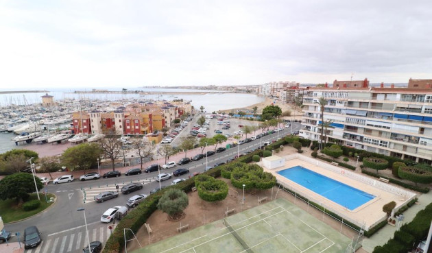 Mieszkanie w bloku - Odsprzedaż - Torrevieja - 83627