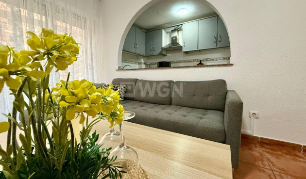 Mieszkanie w bloku - Odsprzedaż - Torrevieja - 92775